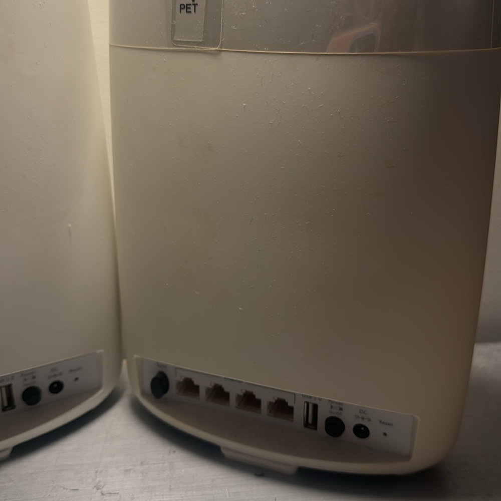 ORBI Mesh Router Satellite - Picture 5 of 8